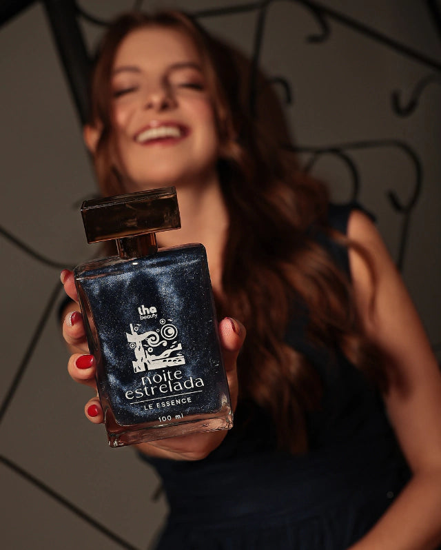 Desodorante Colônia Noite Estrelada 100ml Fragrância Amadeirada Marcante Feminina